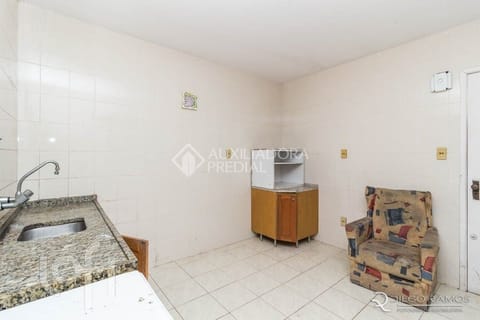 Image 4 - 237984
